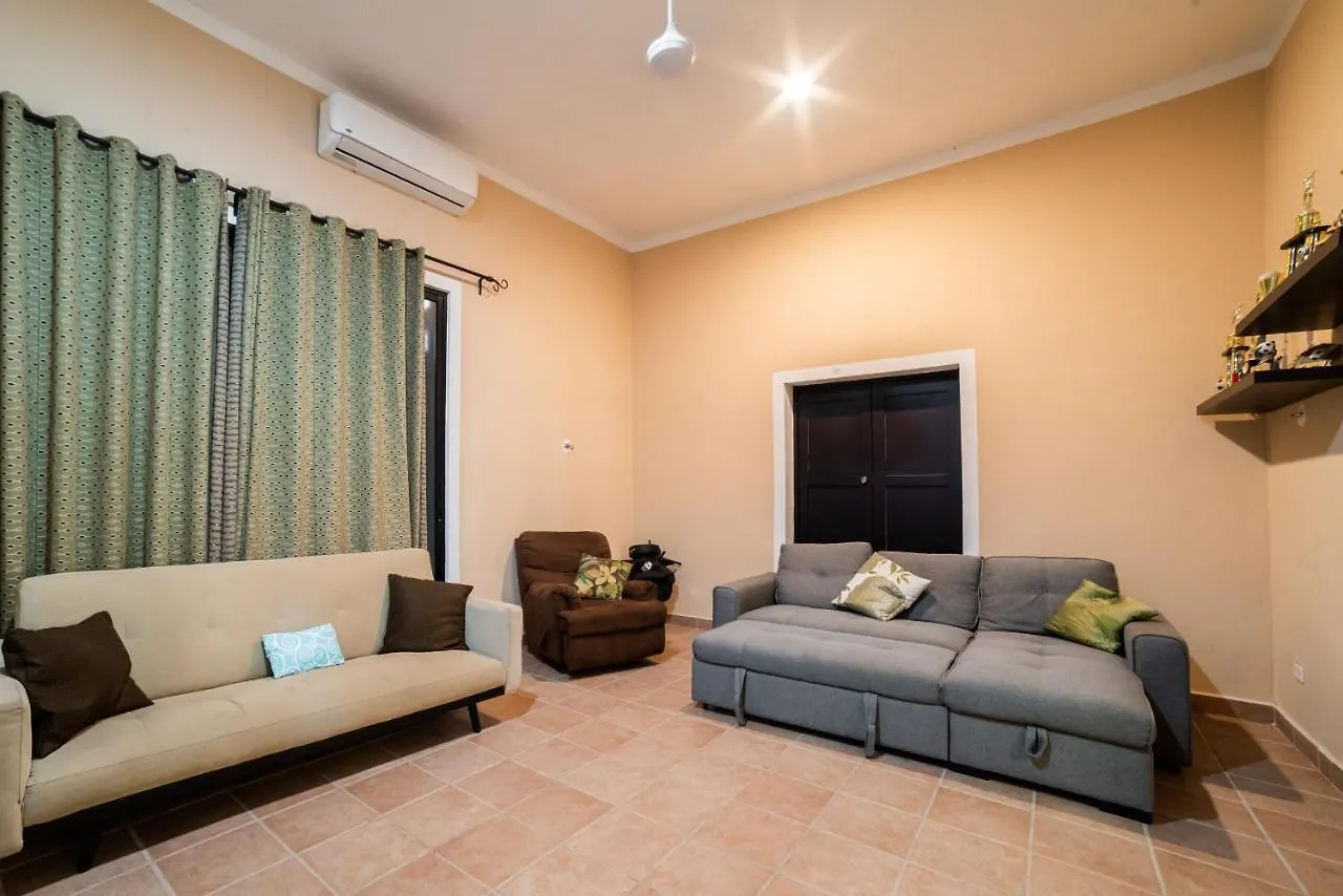 Espectacular Casona Con Alberca Y Jardines Villa Mérida Nyaraló